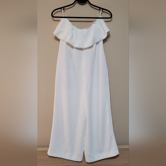 Aritzia Babaton Flutter Jumpsuit 8 - Picture 4 of 4